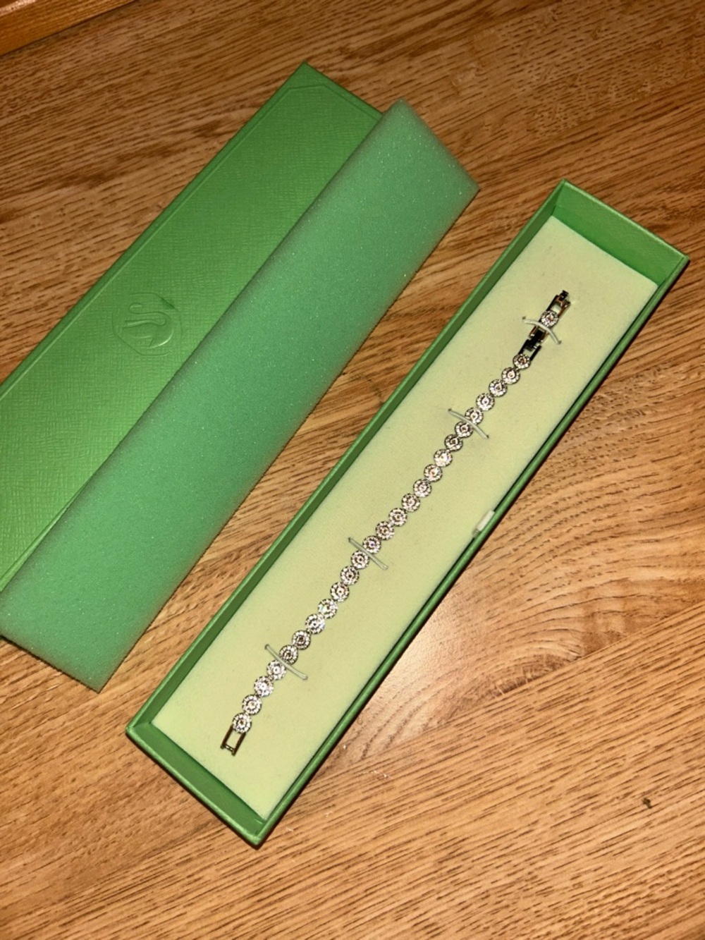 Swarovski Una tennis bracelet